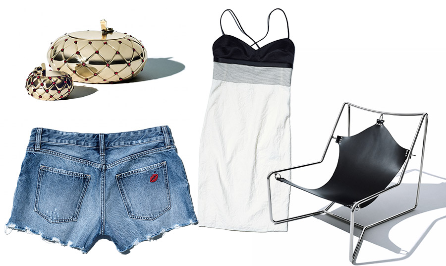 ΔΗΜΙΟΥΡΓΙΕΣ: ΣΤΑΧΤΟΔΟΧΕΙΟ, KATE ΜOSS // ΤΖΙΝ ΣΟΡΤΣ, CINDY CRAWFORD // ΦΟΡΕΜΑ, NARCISO RODRIGUEZ  // ΠΟΛΥΘΡΟΝΑ, LUDOVIC DE SAINT-SERNIN